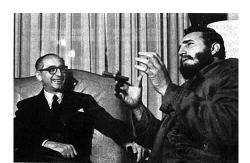 Castro dialogando con Frondizi